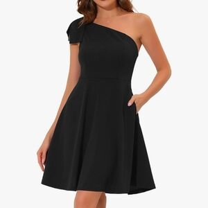 Chic One-Shoulder Black Dress
